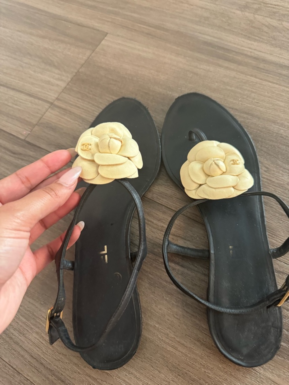 CHANEL Black Sandals with Cream Camellia Accent